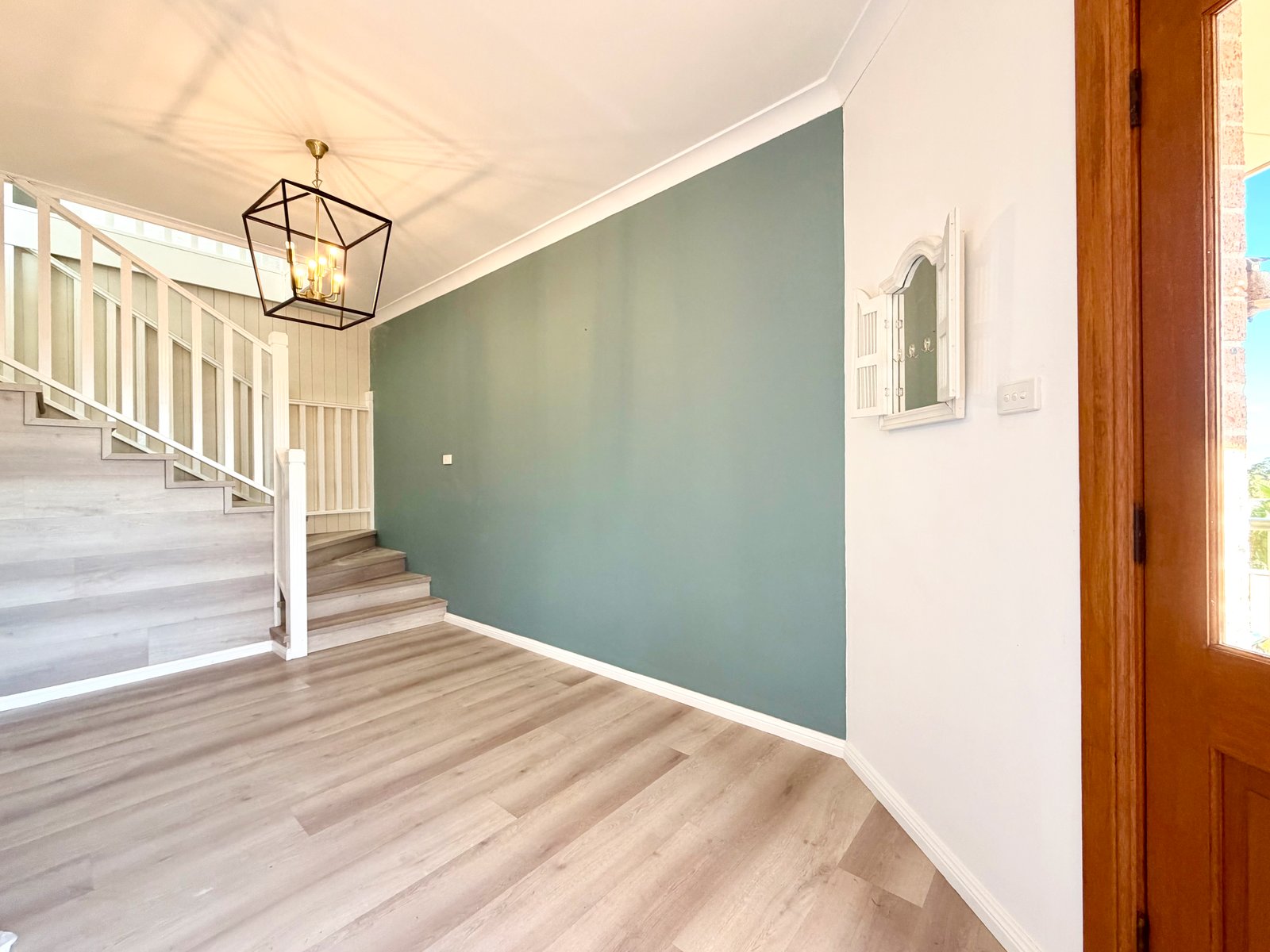 12A Tingara Road NELSON BAY 3
