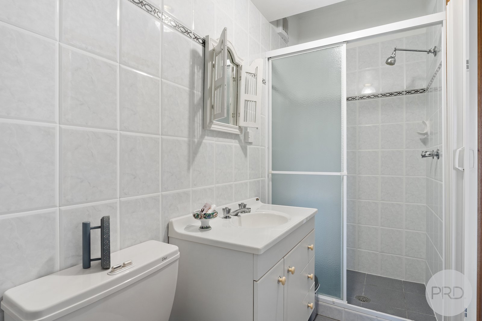 12A Tingara Road NELSON BAY 16