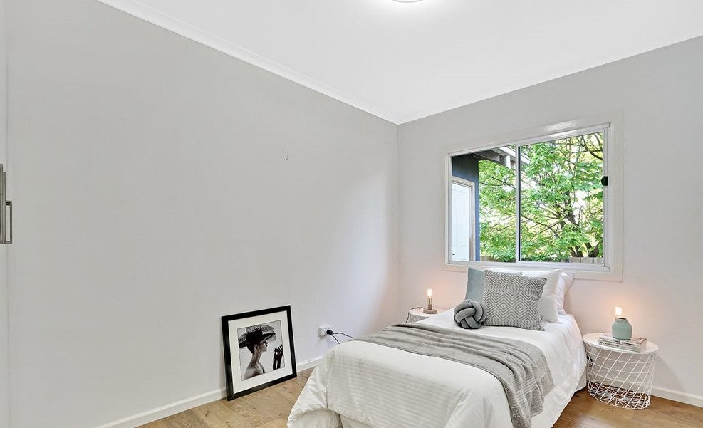 Gallery: 1/2A Vision Street