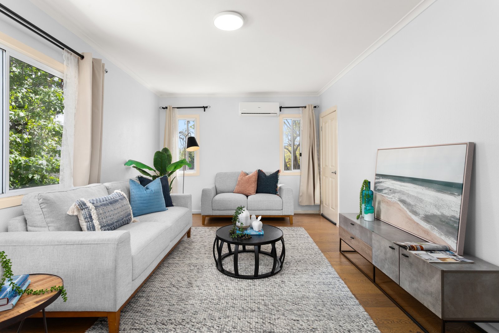 Gallery: 1/2A Vision Street
