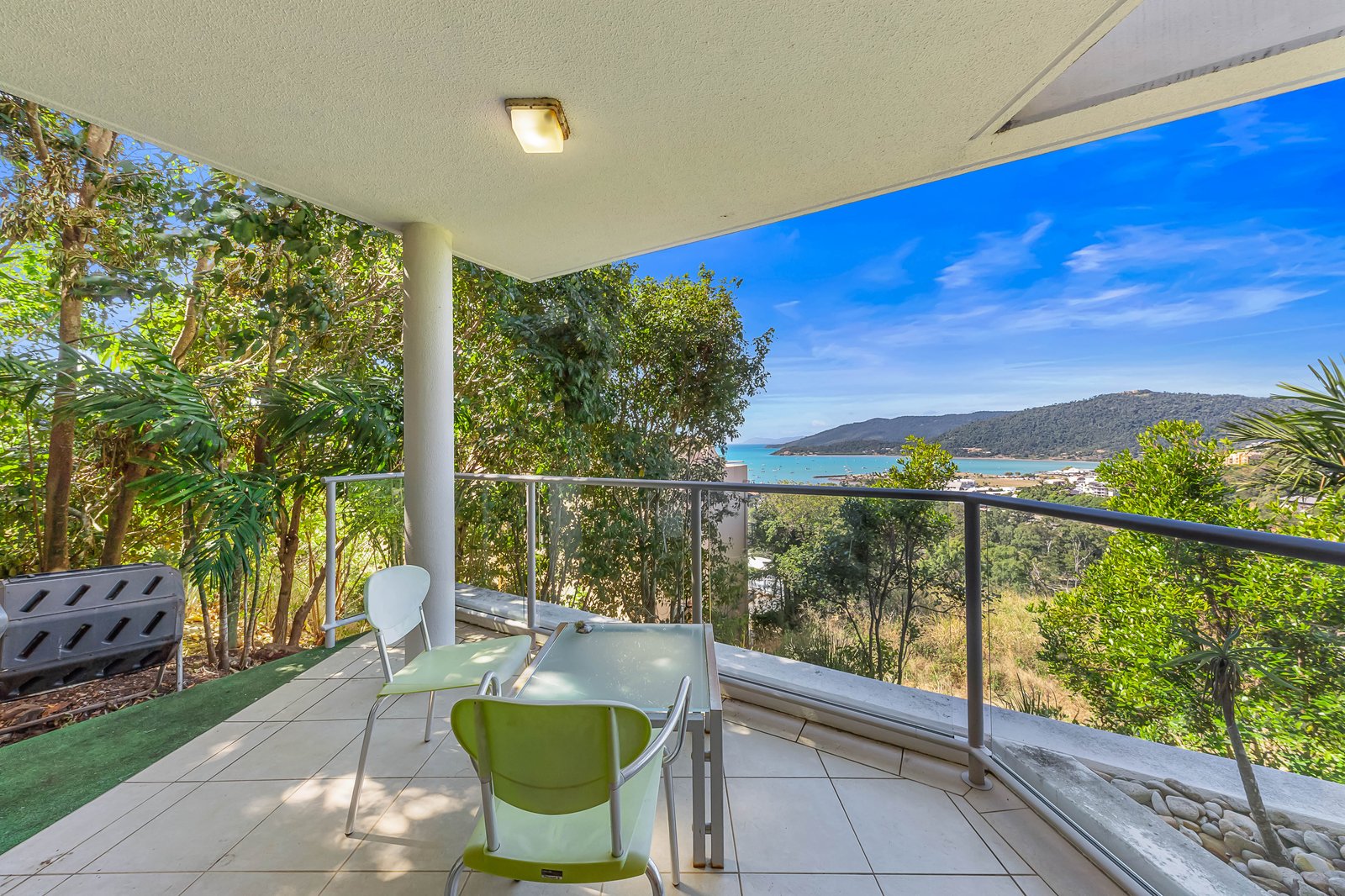 12a&12b/18 Seaview Drive AIRLIE BEACH 10