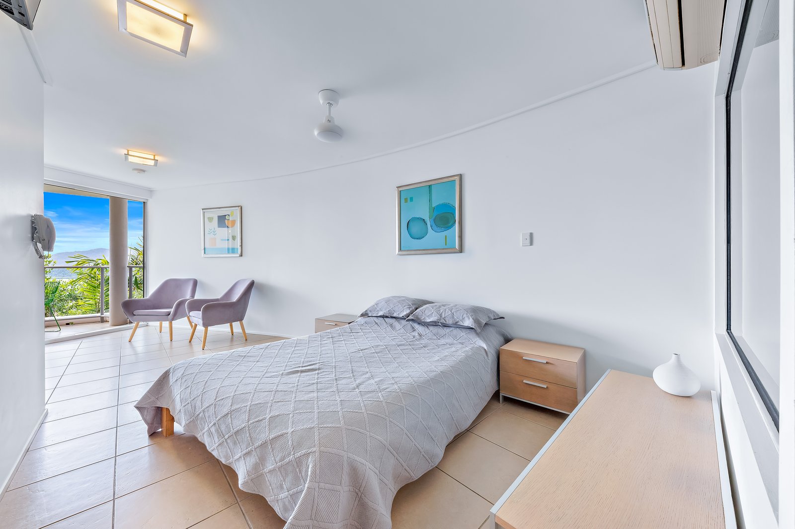 12a&12b/18 Seaview Drive AIRLIE BEACH 20