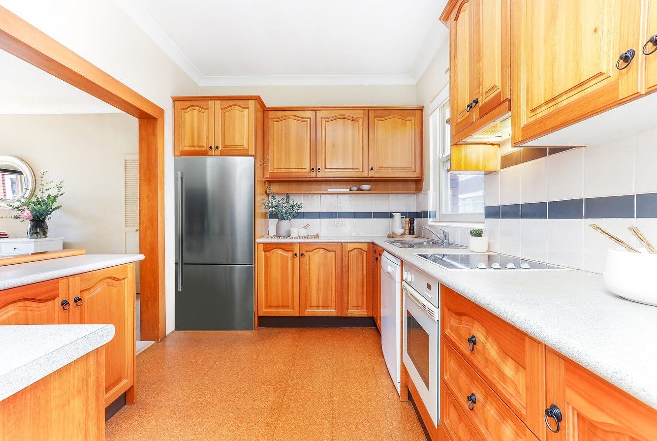 12A/149 Russell Avenue DOLLS POINT 3