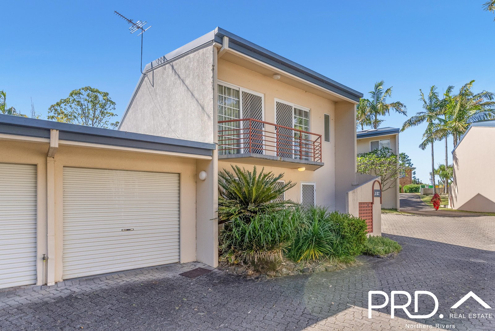 12A/2 Taylor Avenue GOONELLABAH 3