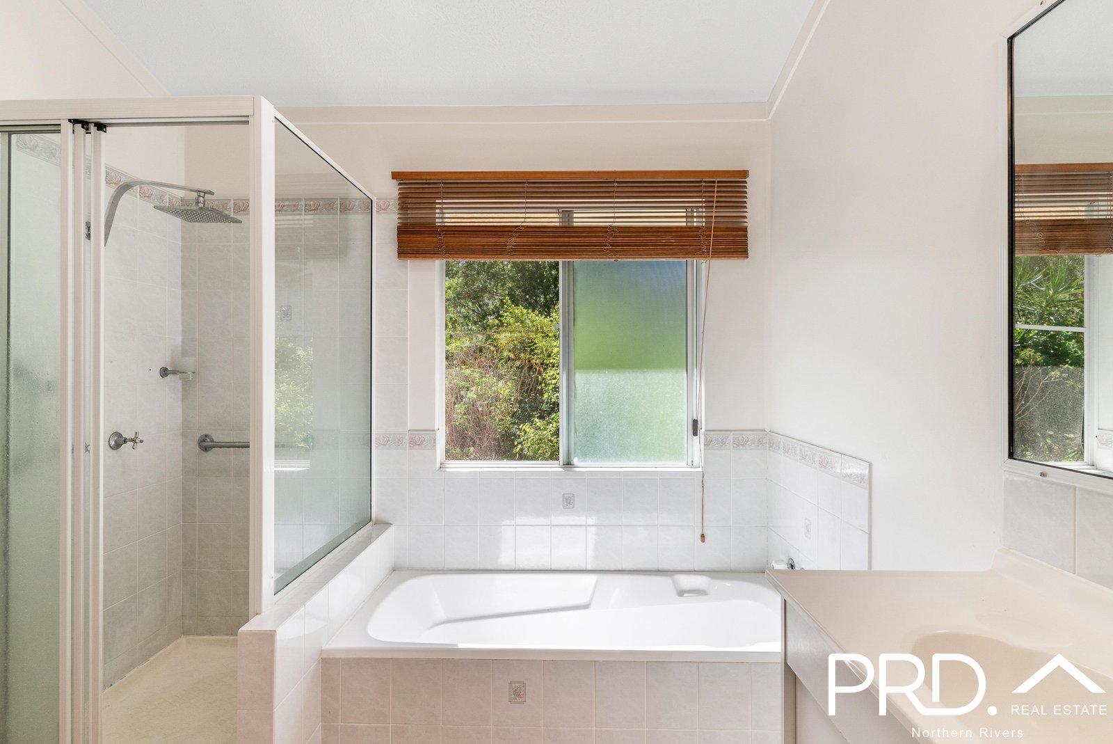 12A/2 Taylor Avenue GOONELLABAH 9