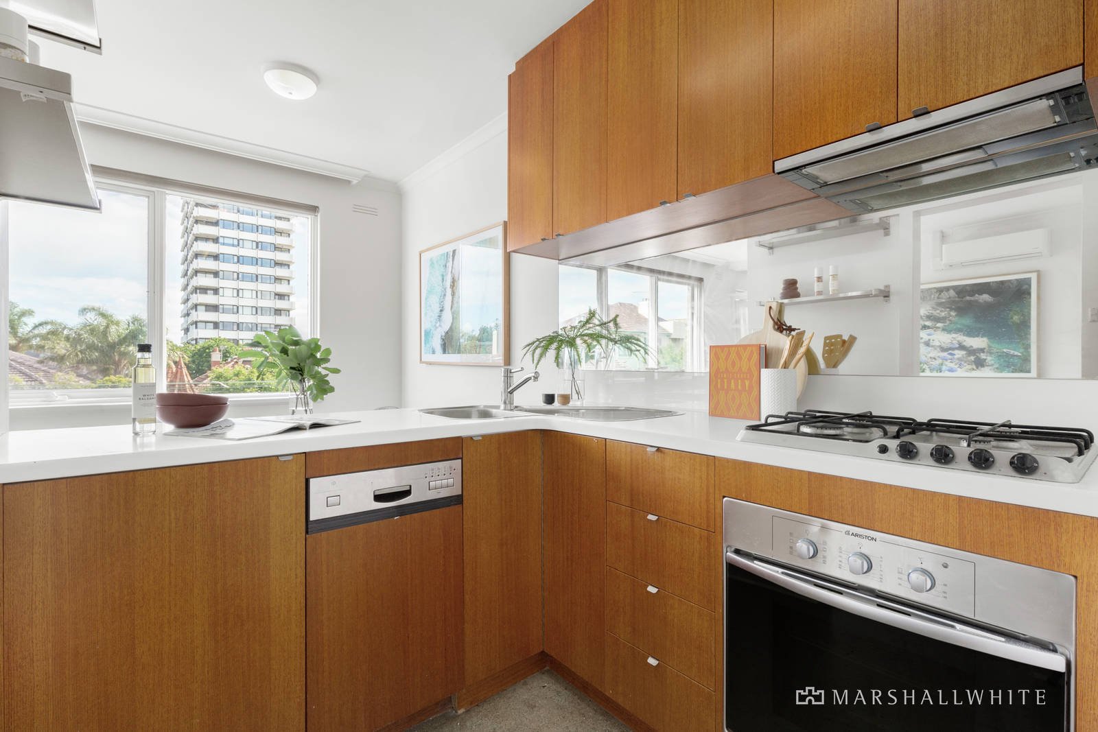 12A/86 Park Street, St Kilda West, VIC