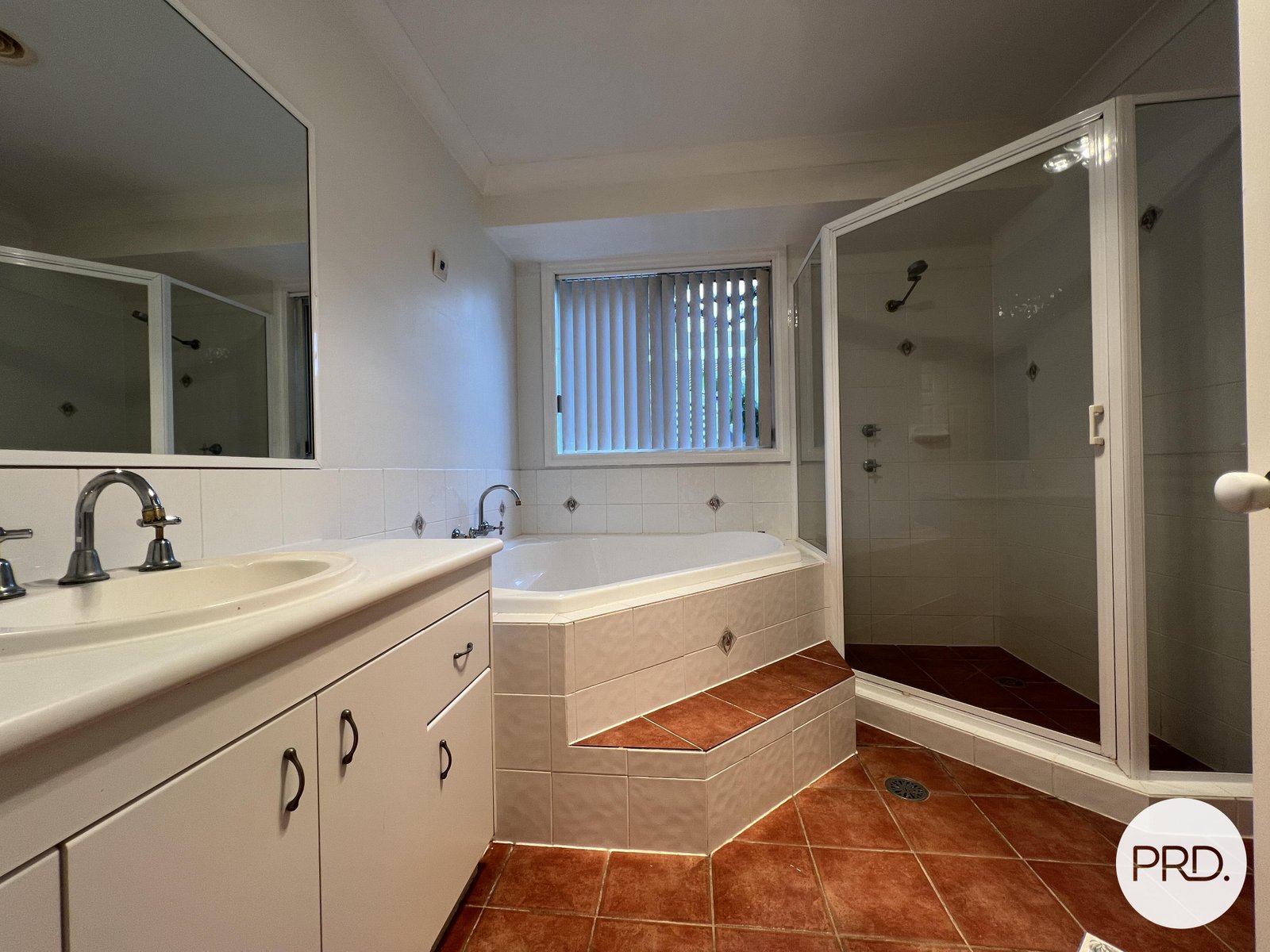 12b Ashby Drive BUNGENDORE 9