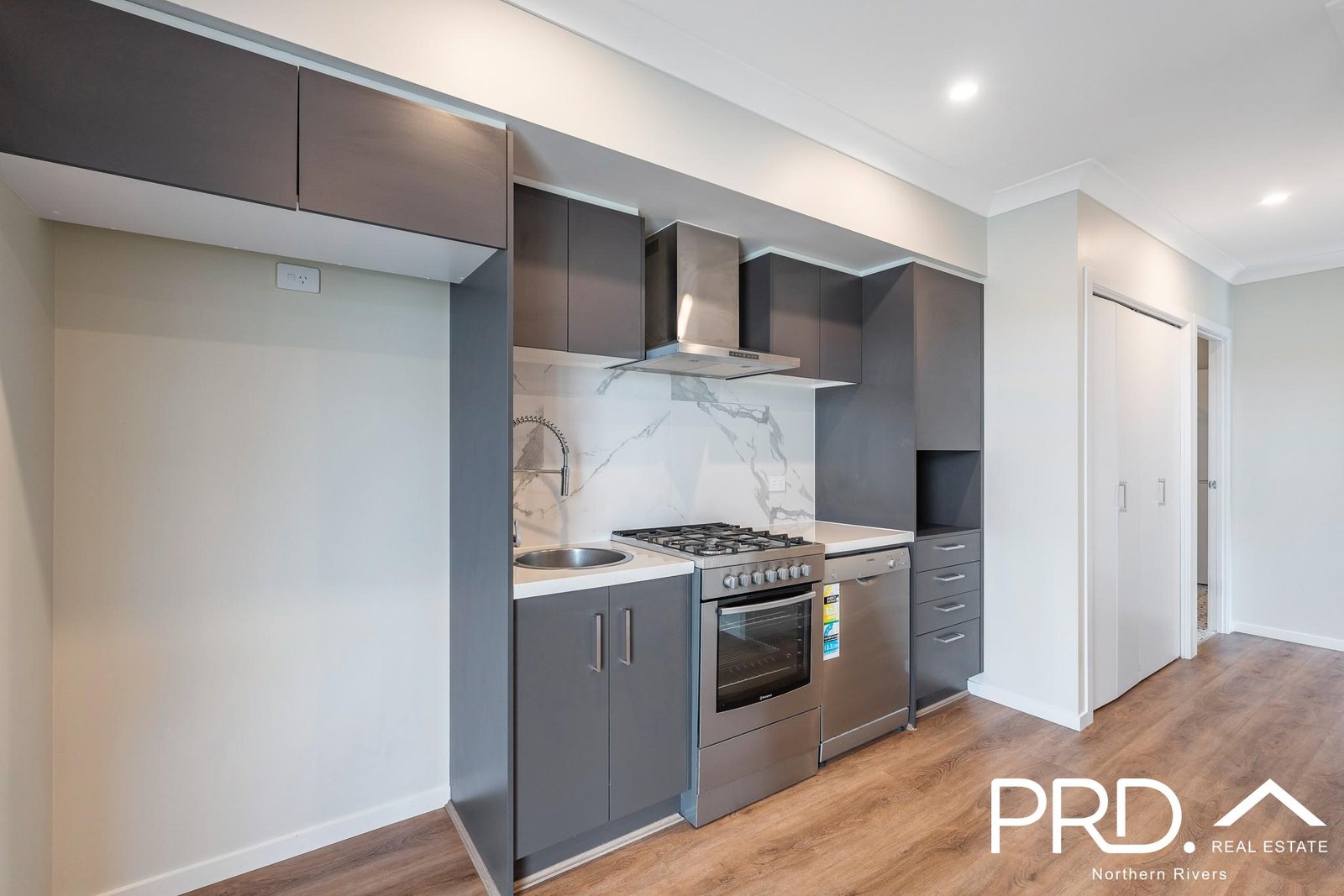 12B Canary Drive GOONELLABAH 7