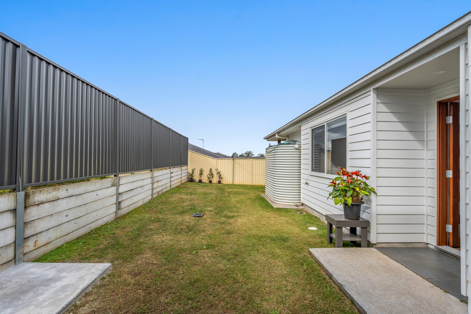 12B Canary Drive GOONELLABAH 24