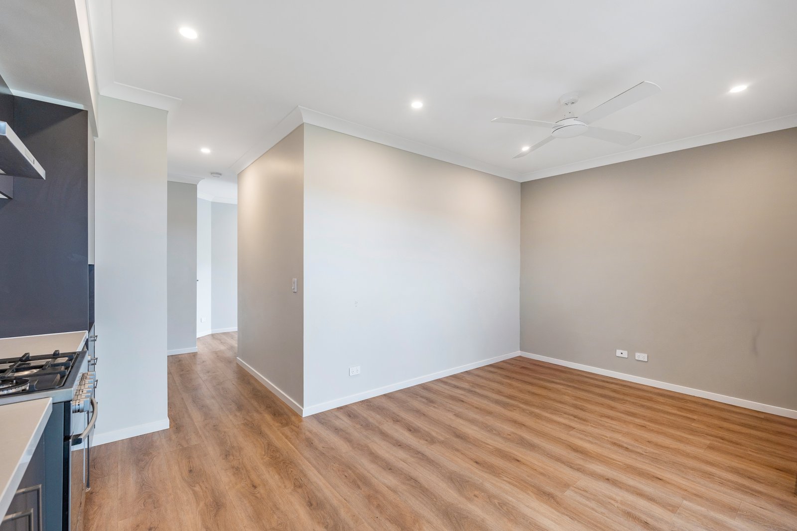 12B Canary Drive GOONELLABAH 32