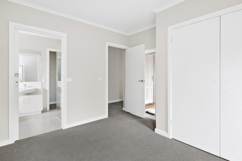 1/2b Golf Street ALFREDTON 9