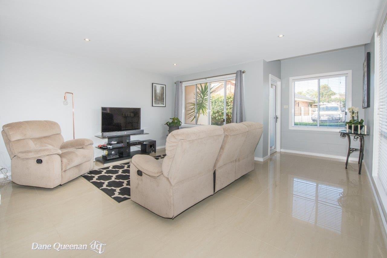 12B Ketch Close.  CORLETTE 5