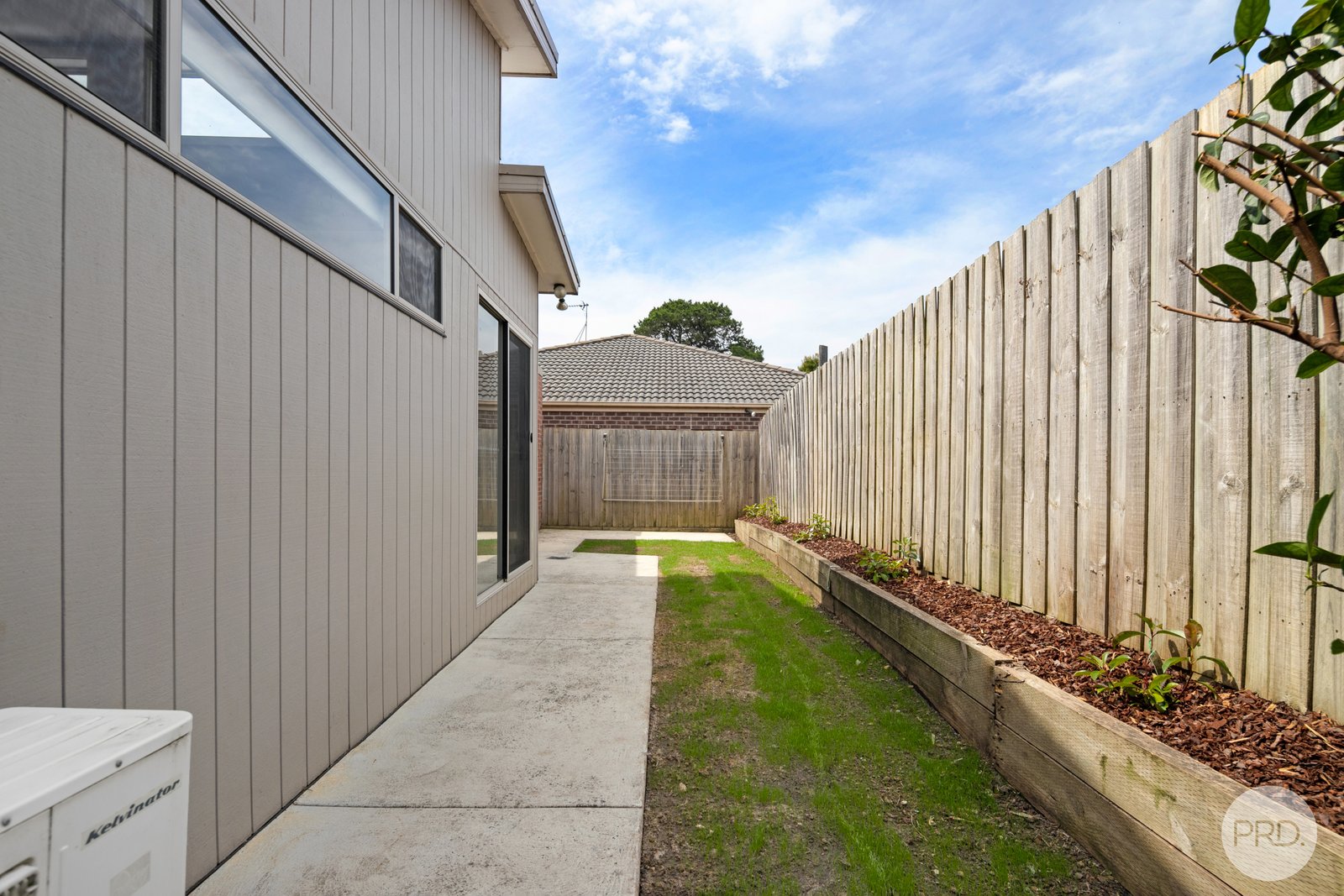 12B Ludbrook Court BROWN HILL 10