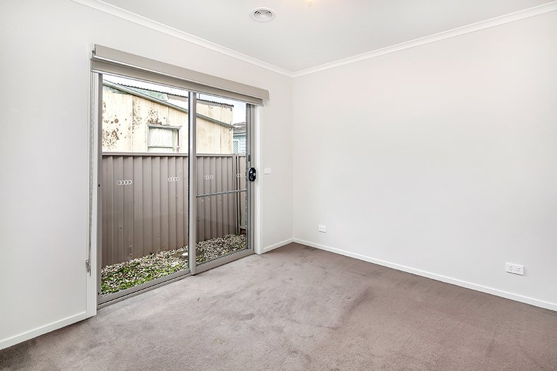 12b Marigold Street WENDOUREE 7