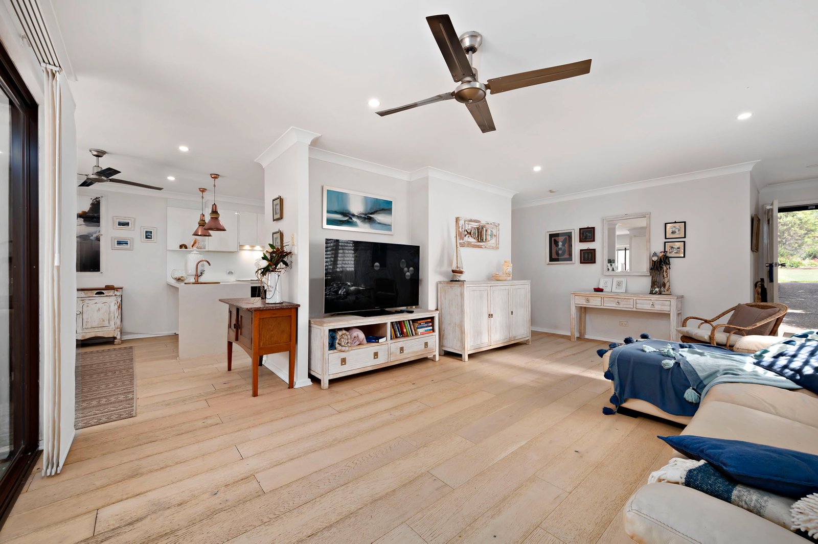 12b Norburn Ave  NELSON BAY 2