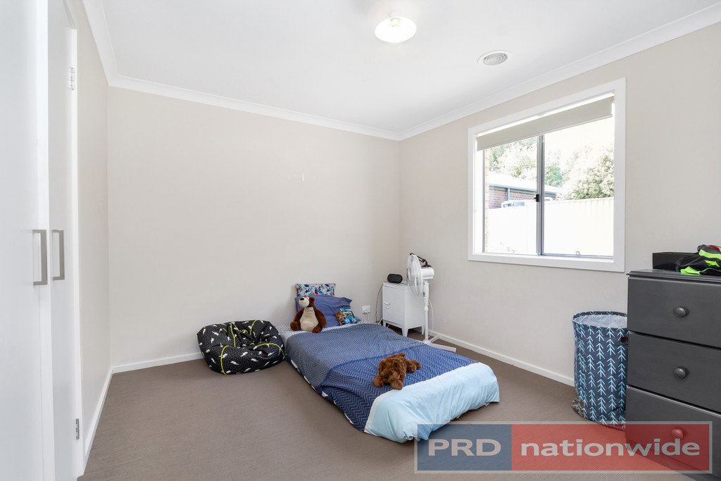 12B Ritchie Street BROWN HILL 9
