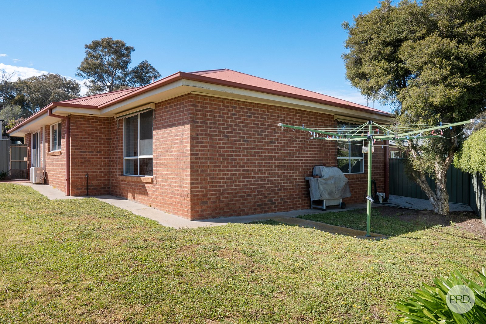 12B Sunset Boulevard SPRING GULLY 8