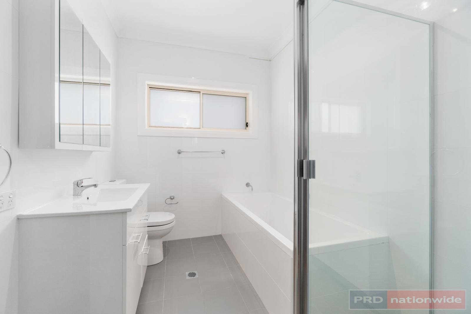1/2b Victor Avenue PANANIA 4