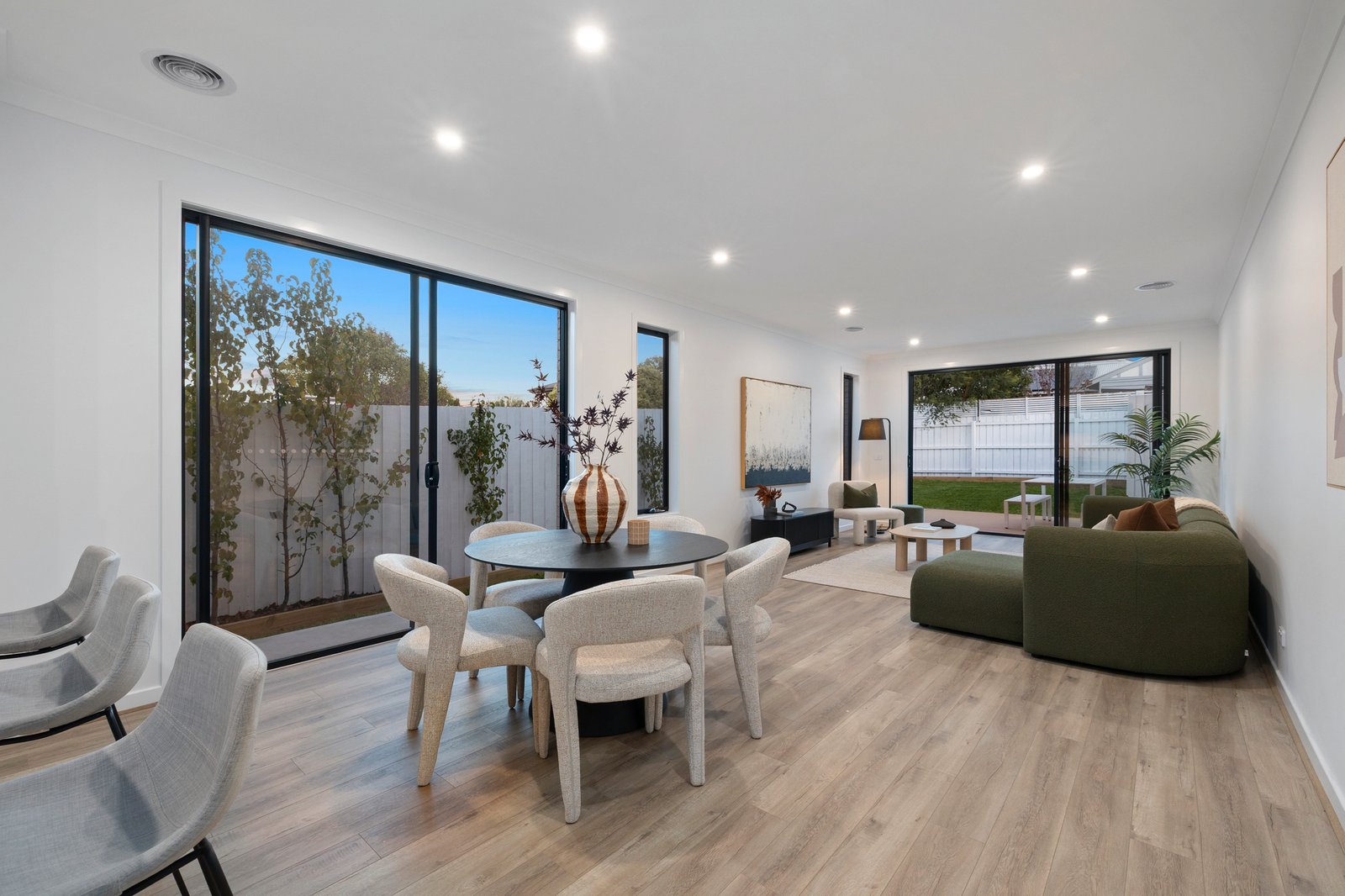 Gallery: 12b Victoria Street