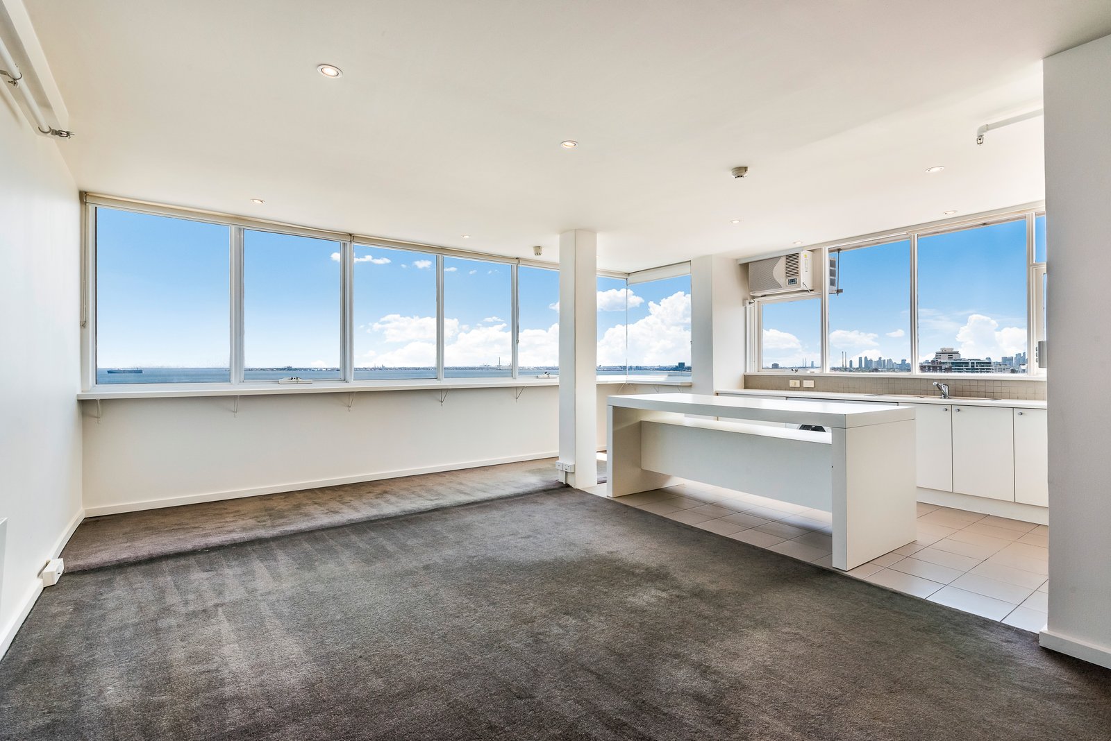 Gallery: 12B/12 Marine Parade