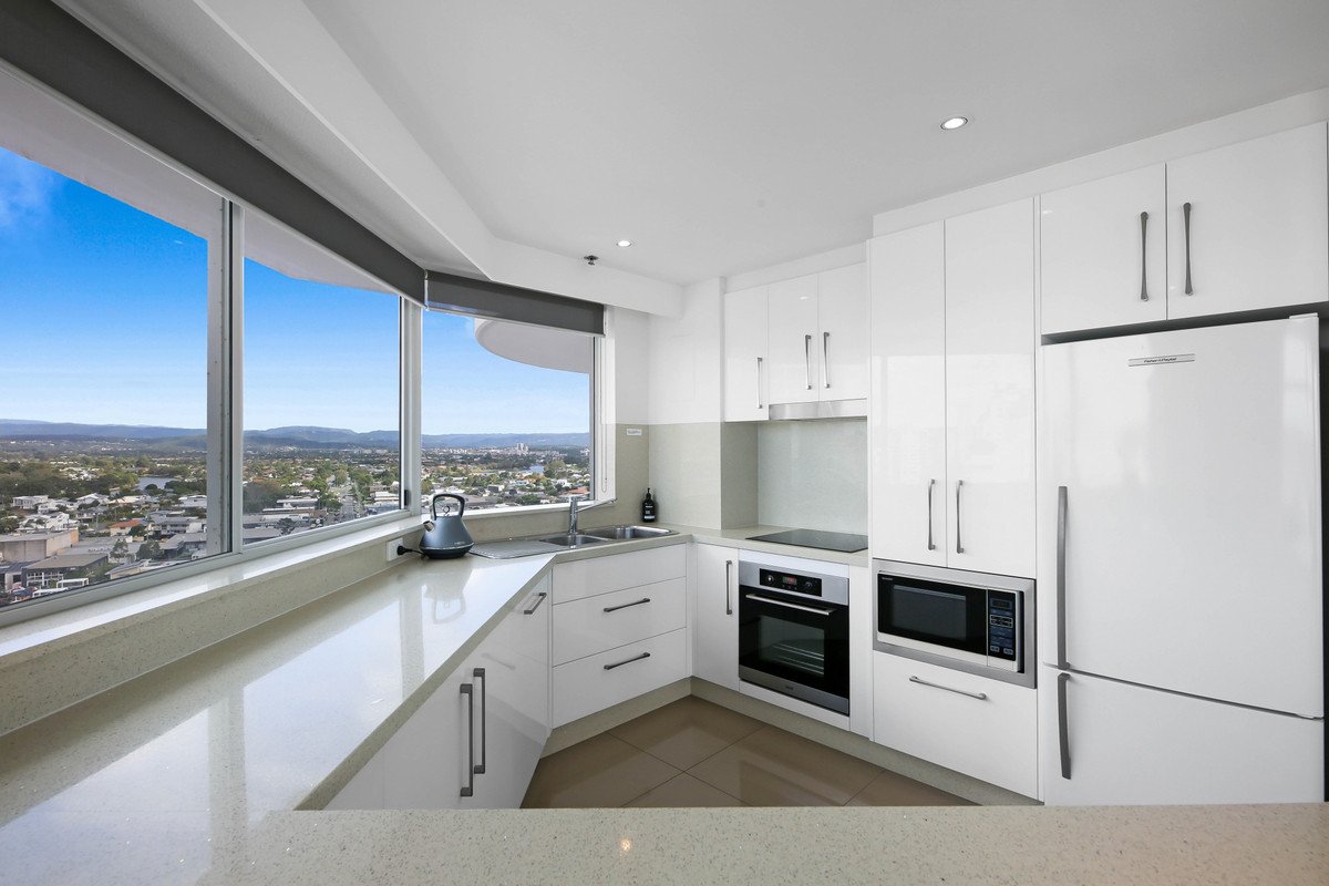 12D/238 The Esplanade Burleigh Heads 10