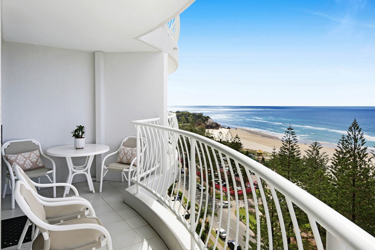 12D/238 The Esplanade Burleigh Heads 11