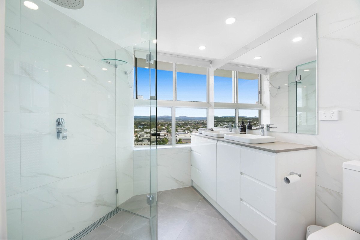 12D/238 The Esplanade Burleigh Heads 15