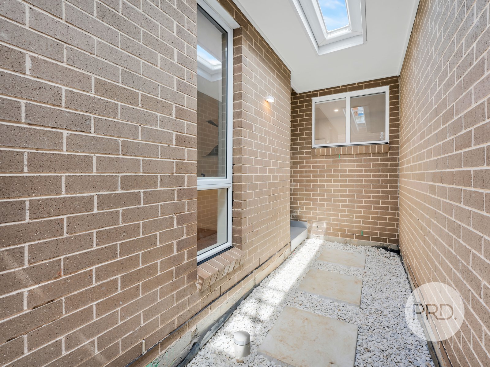 13 &13A Skyline Street MENANGLE PARK 21