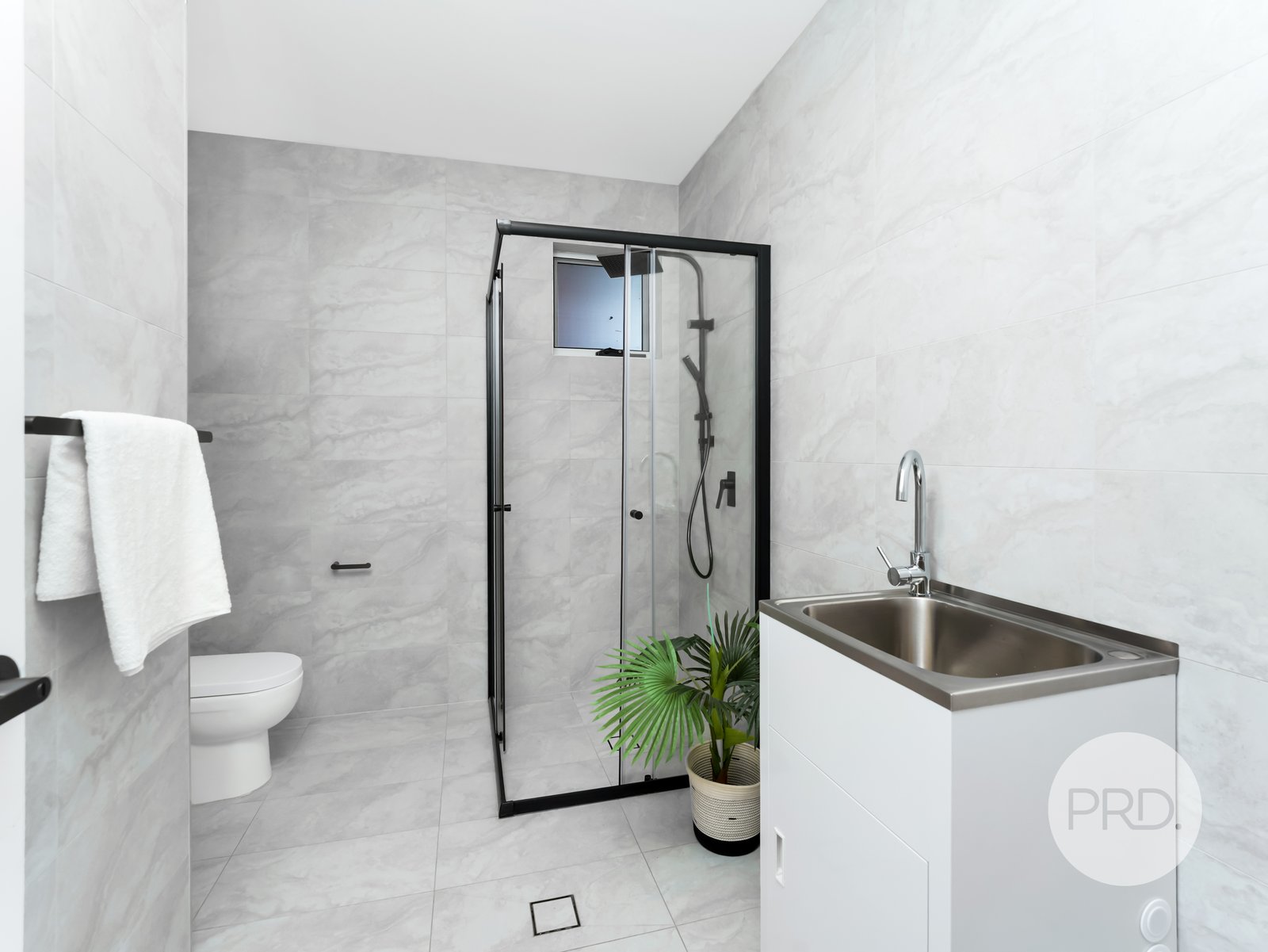 13 &13A Skyline Street MENANGLE PARK 23