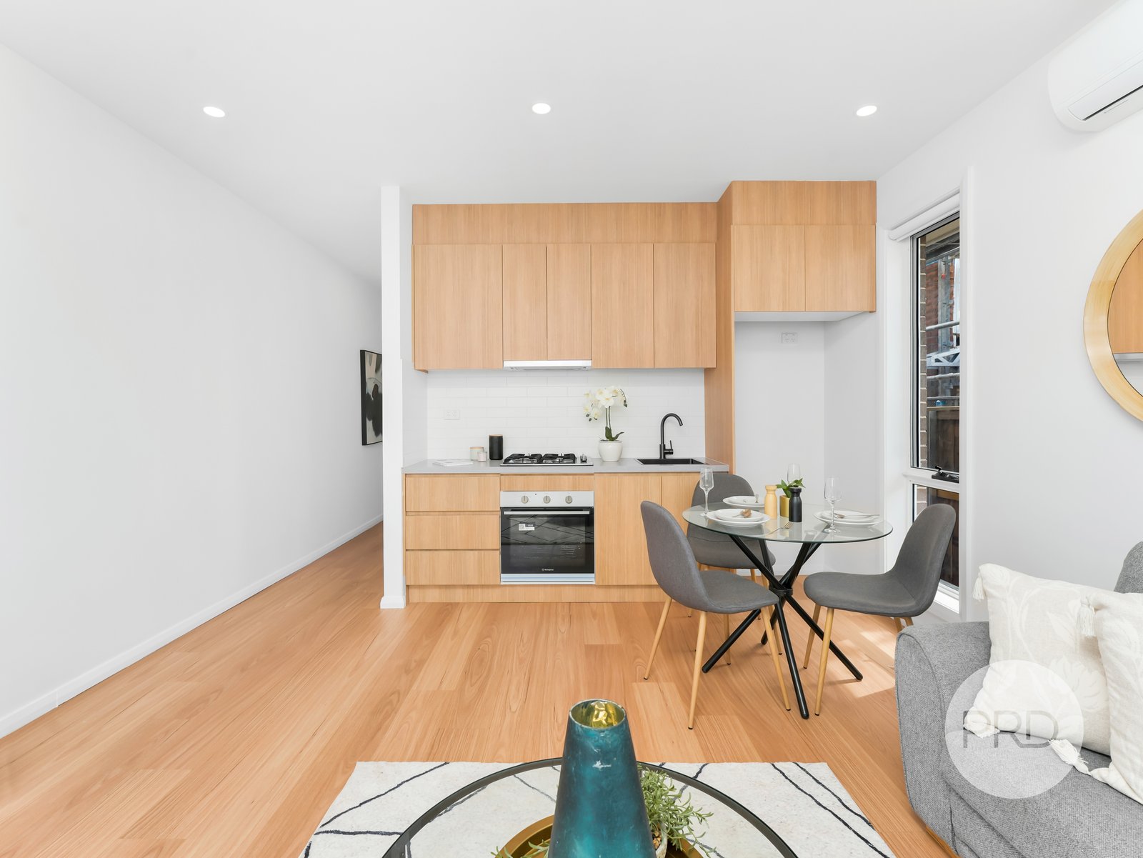 13 &13A Skyline Street MENANGLE PARK 26