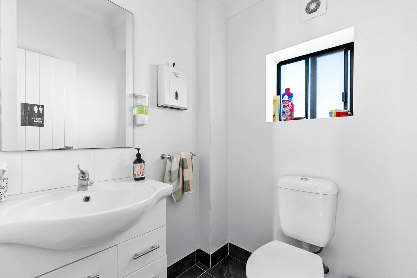 13-15 Industrial Avenue DUNDOWRAN 9