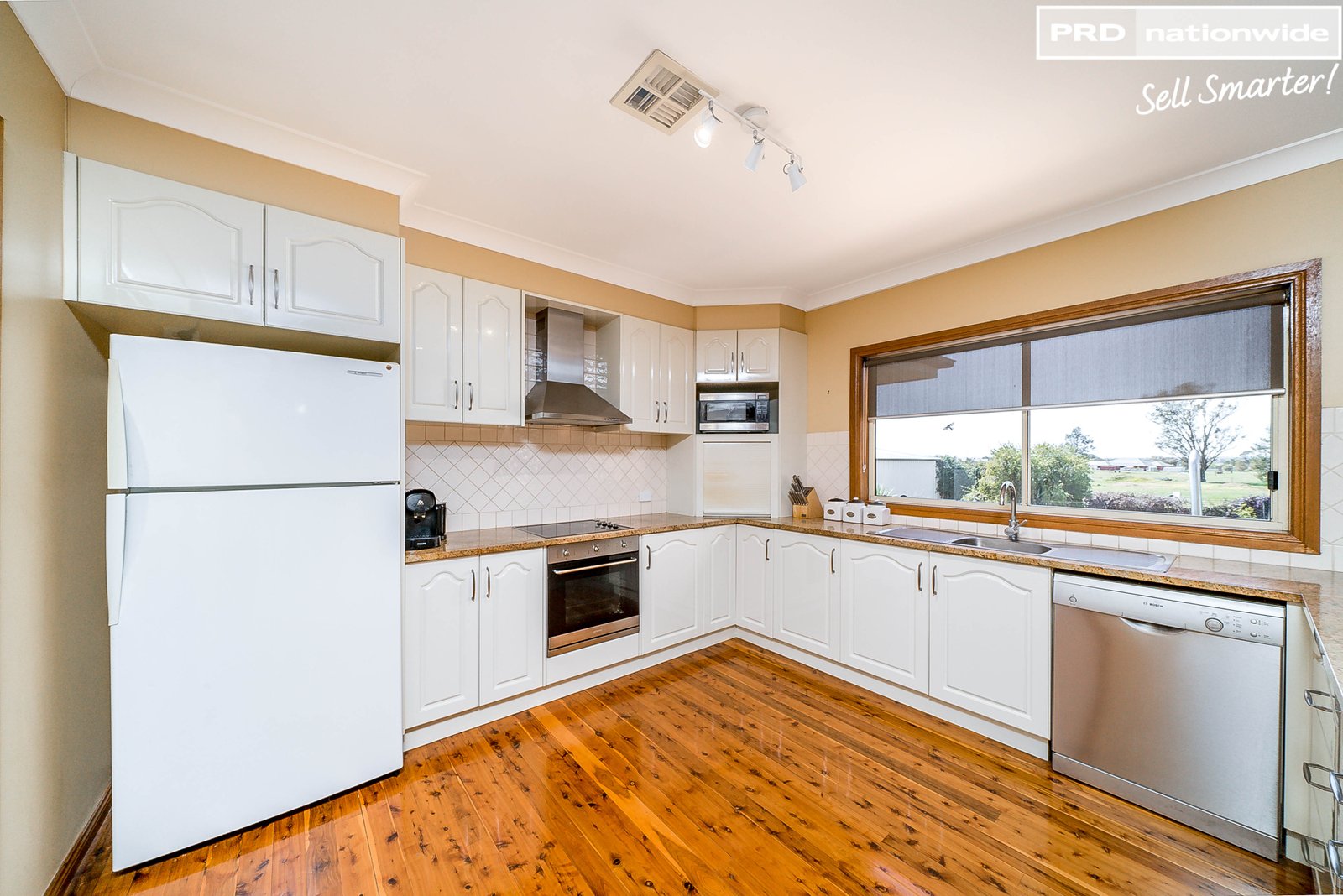 13-15 Wattle Lane COOLAMON 2