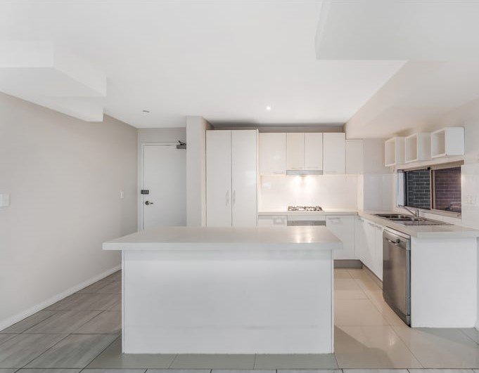 1/3-5 Browne Parade WARWICK FARM 3