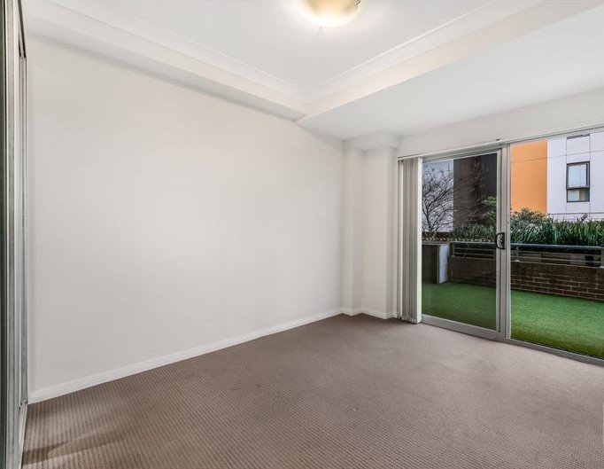 1/3-5 Browne Parade WARWICK FARM 8