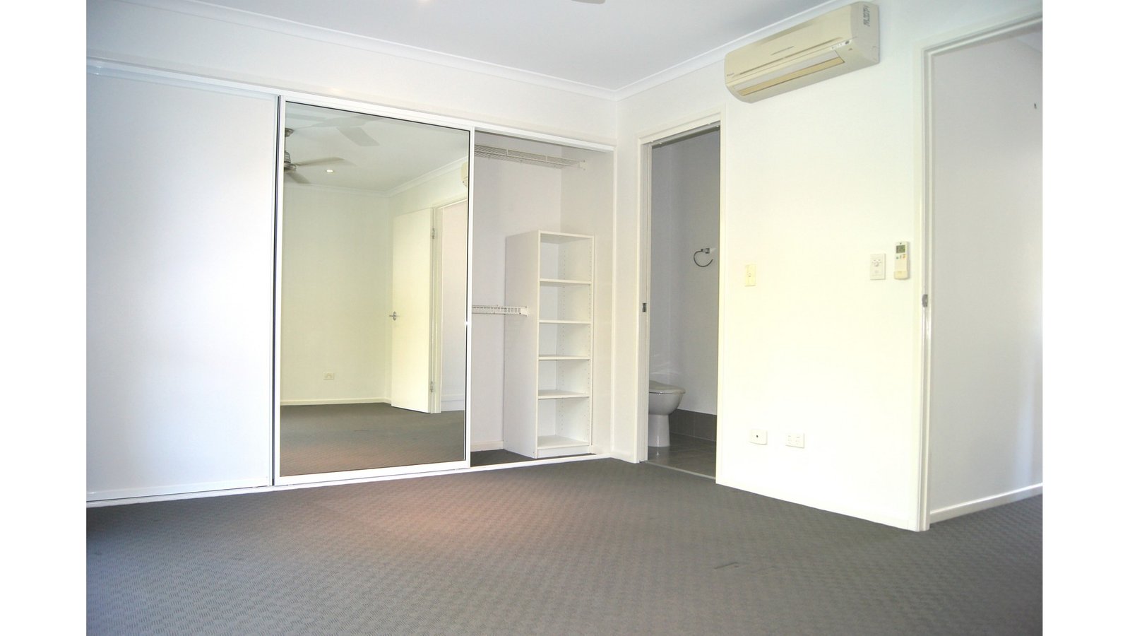 1/3-5 Seaview Drive AIRLIE BEACH 8