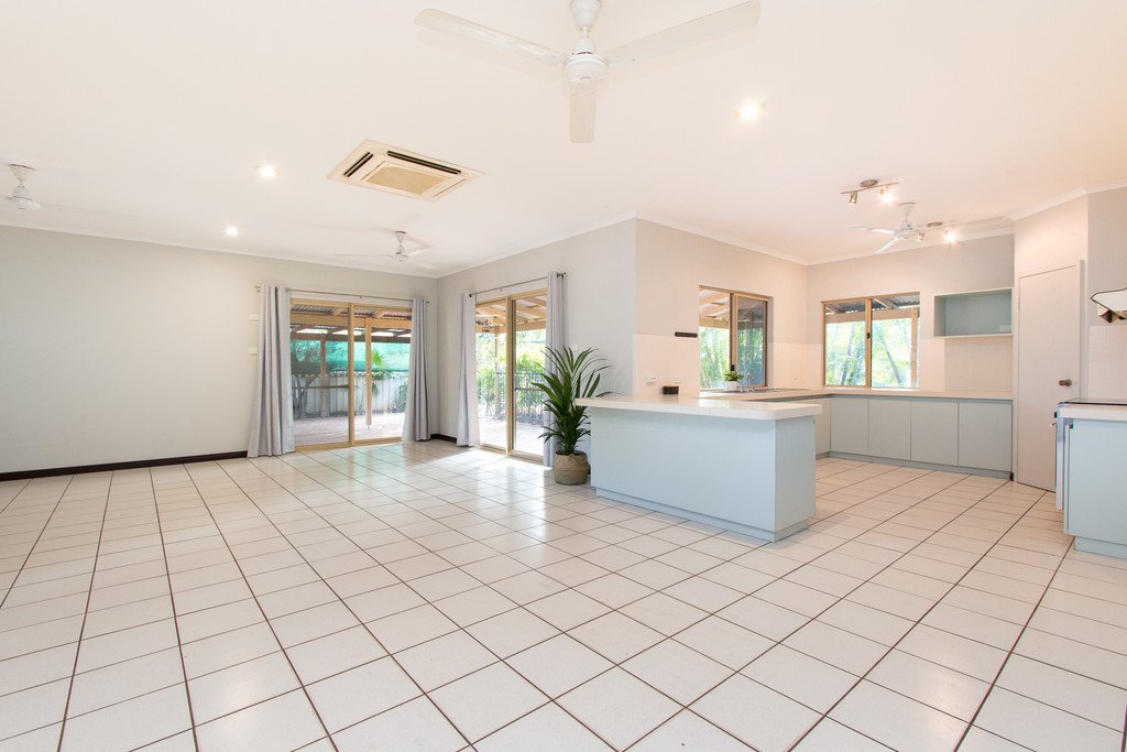 13 Aarons Drive CABLE BEACH 3