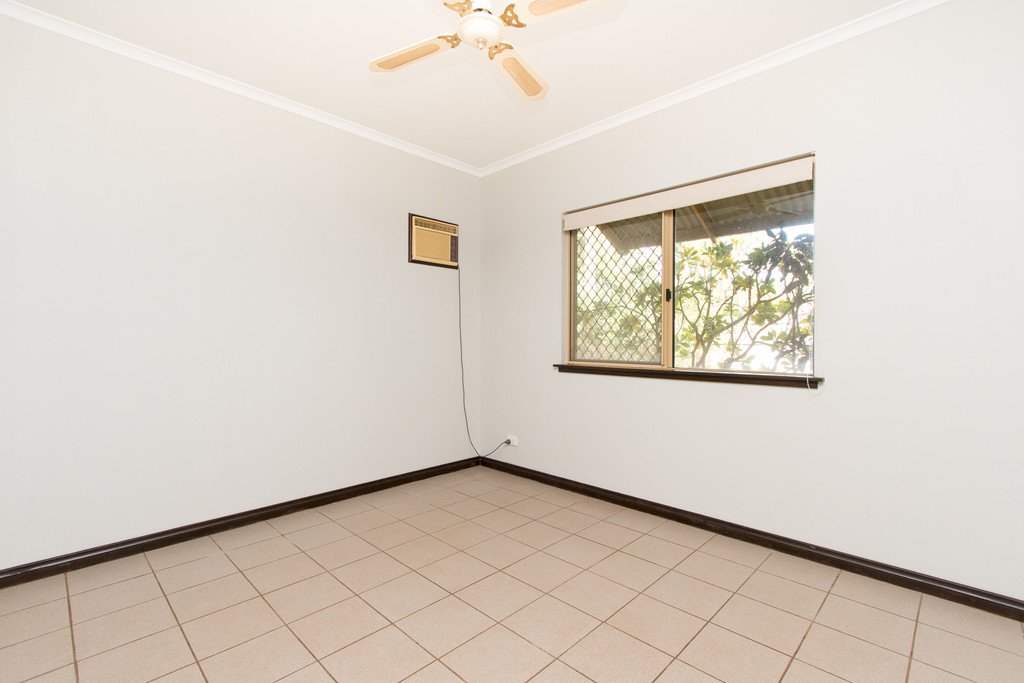 13 Aarons Drive CABLE BEACH 5