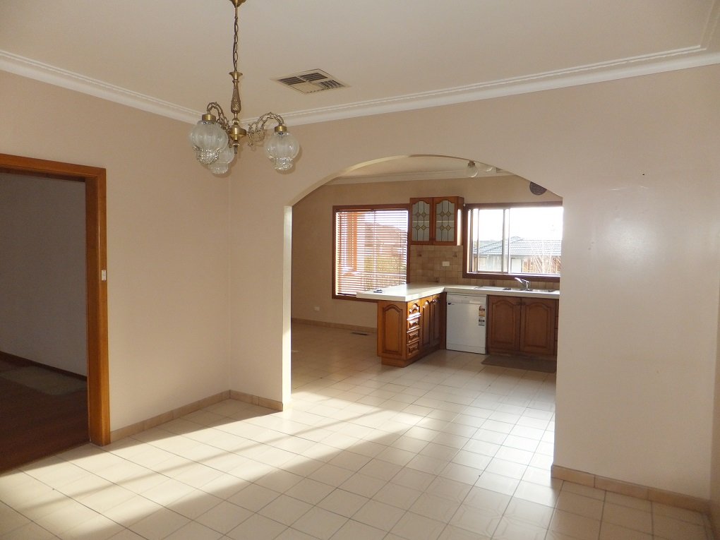 Gallery: 13 Aikman Crescent