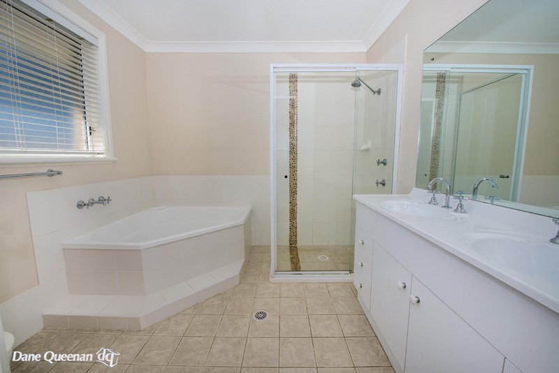 13 Albacore Drive CORLETTE 24