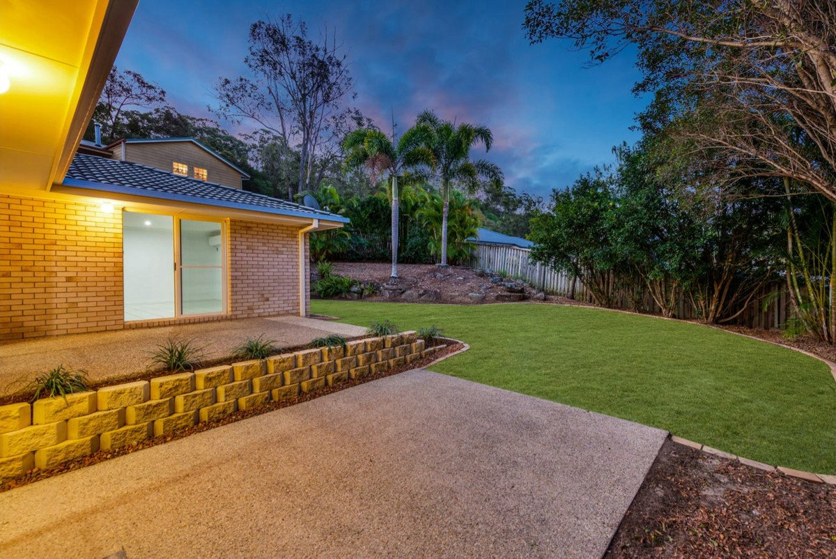 13 Amanu Crescent Pacific Pines 15