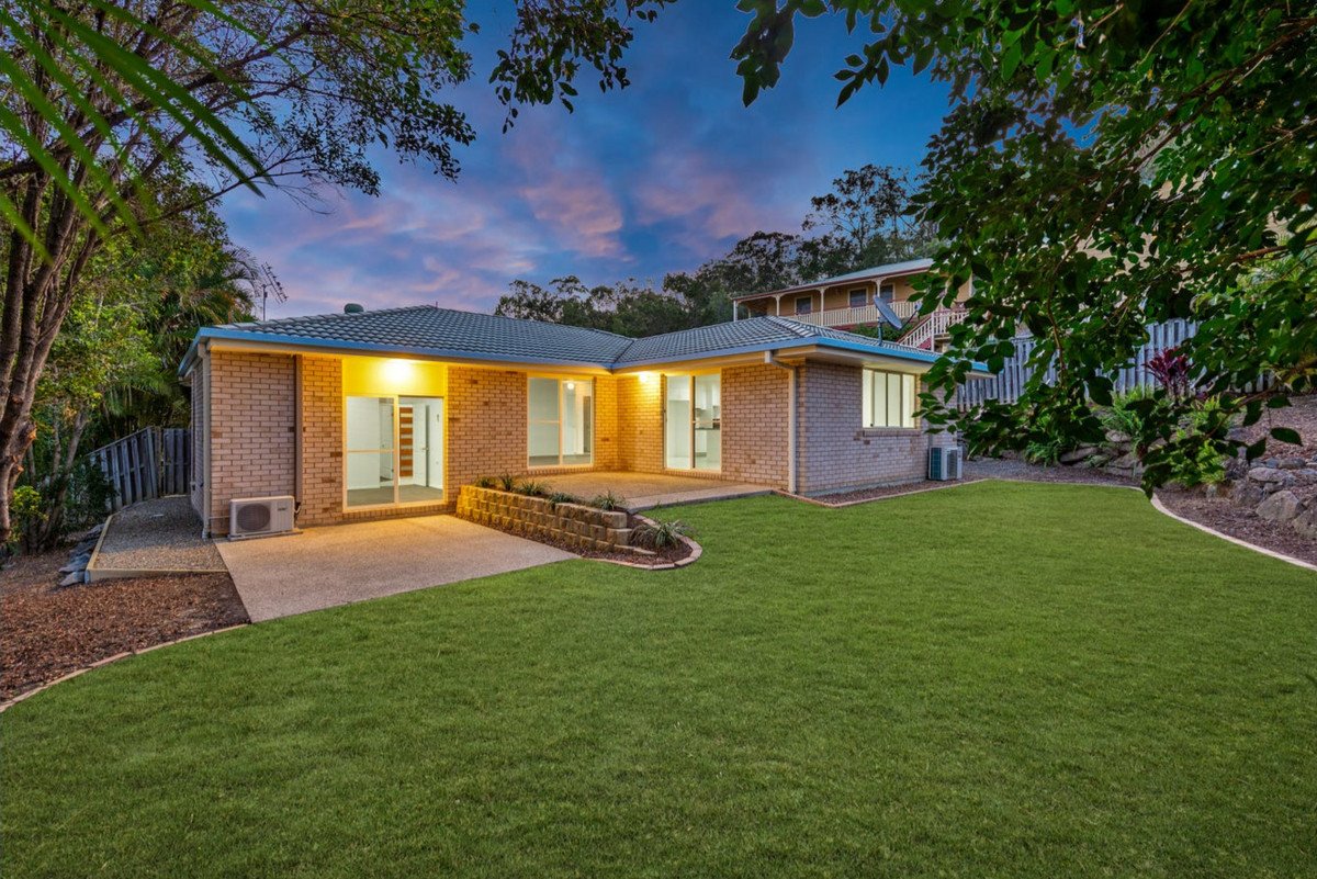 13 Amanu Crescent Pacific Pines 16