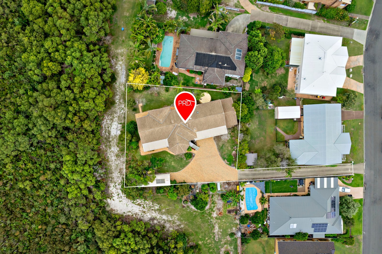 13 Amaroo Crescent FINGAL BAY 10