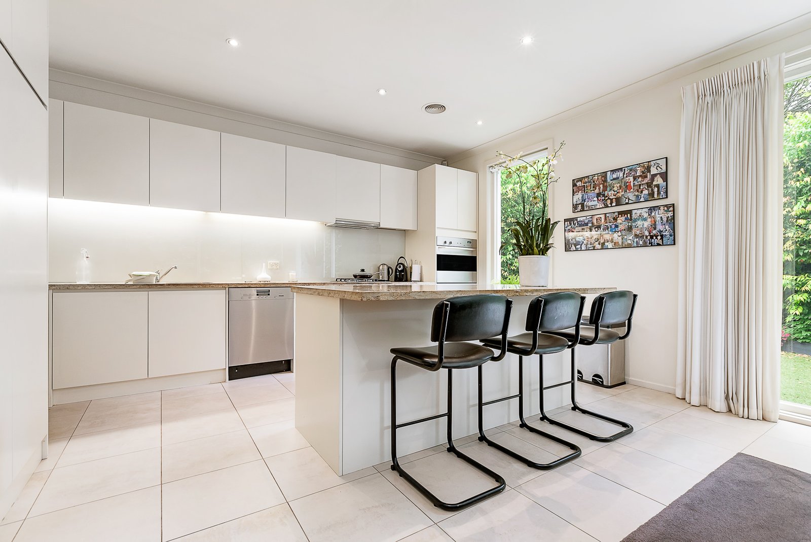 Gallery: 13 Anne Crescent