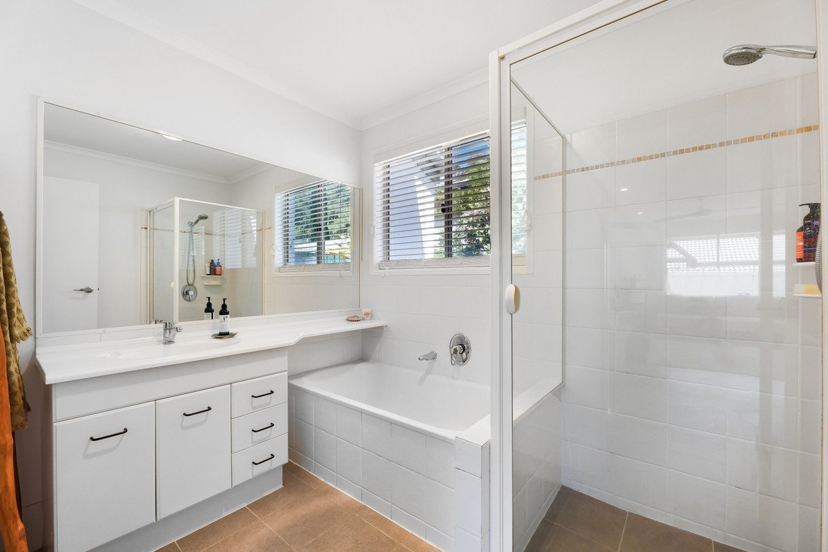 13 Arbury Hill Close Burleigh Heads 19