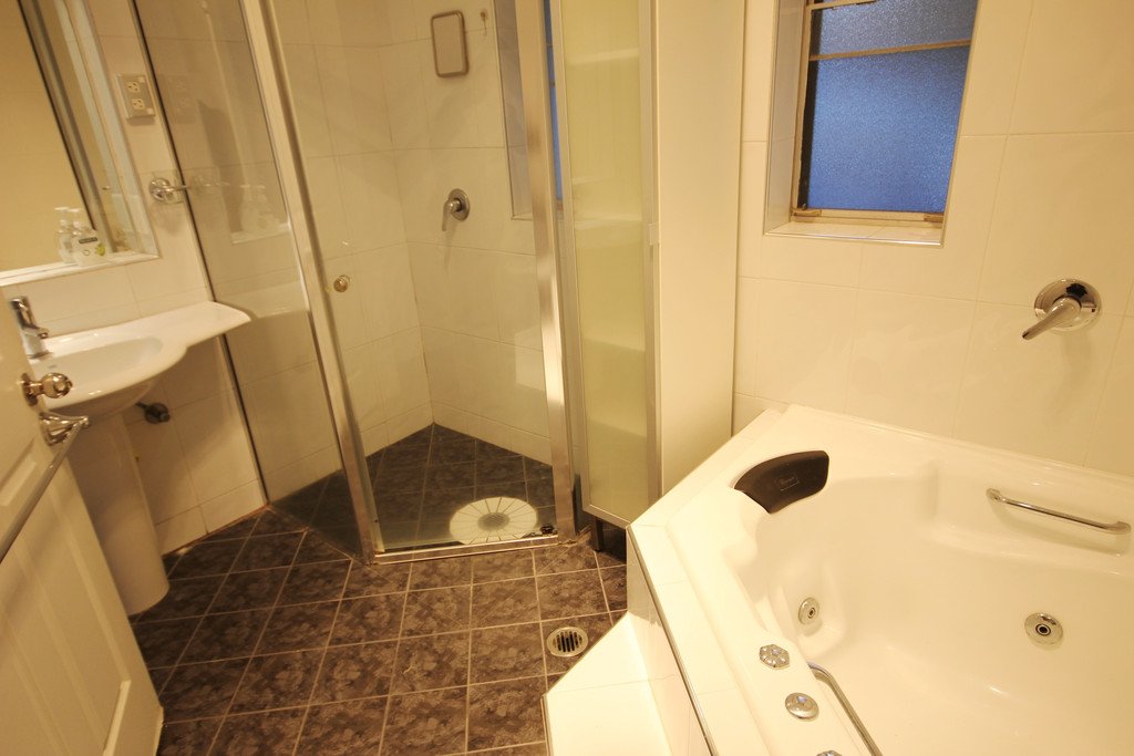 13 Armitree Street KINGSGROVE 8