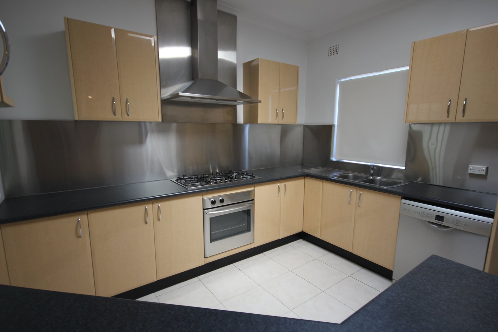 13 Armitree Street KINGSGROVE 4