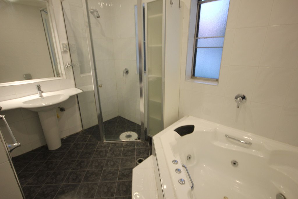 13 Armitree Street KINGSGROVE 6