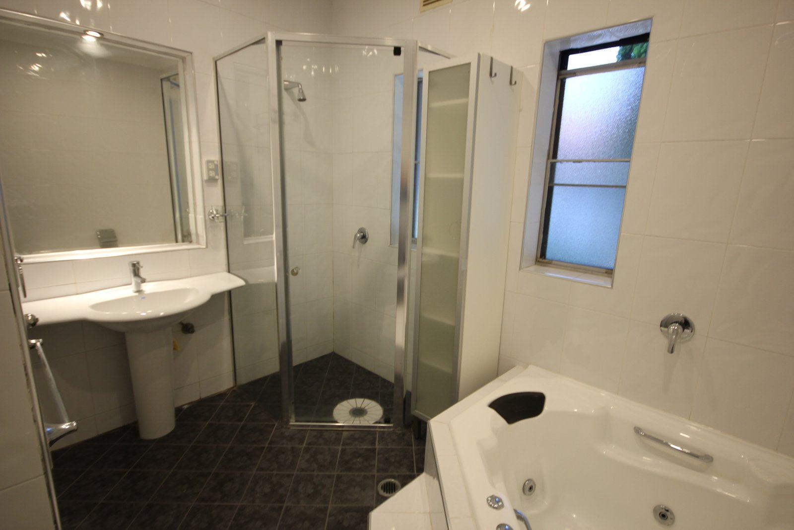 13 Armitree Street KINGSGROVE 5