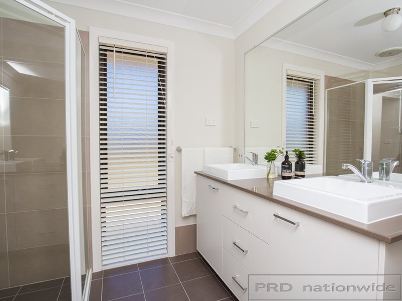 13 Arrowtail Street CHISHOLM 9