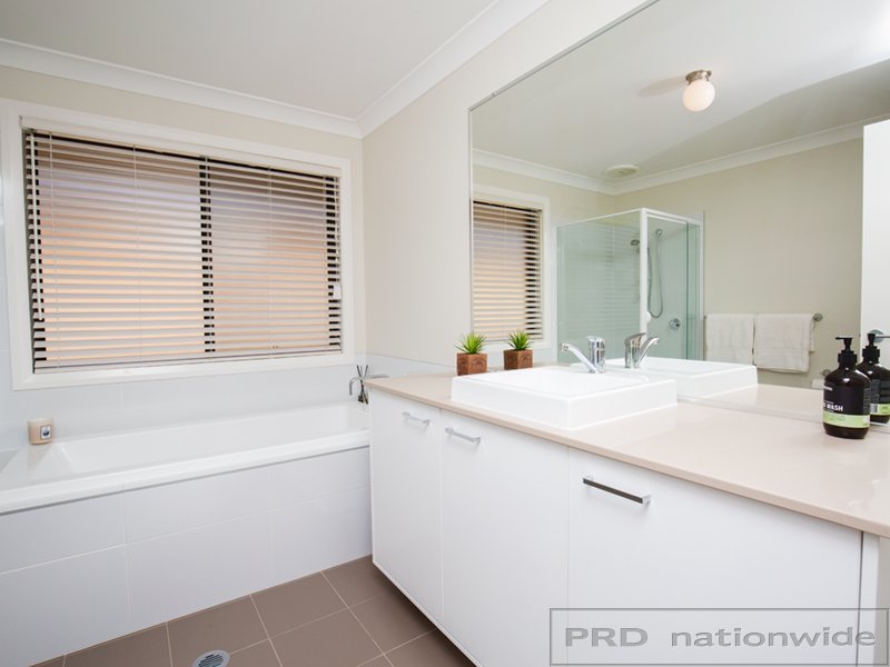 13 Arrowtail Street CHISHOLM 11